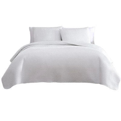 Kate Aurora Basic Bedding Euro Chic 3 Piece Quilt & Pillow Shams Set 6 Kate Aurora Basic Bedding Euro Chic 3 Piece Quilt & Pillow Shams Set - Image 6