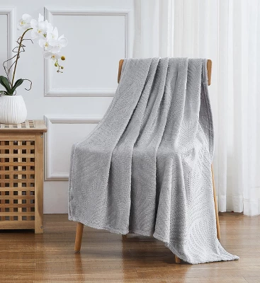 Kate Aurora Floral Ferns Shabby Chic Styled Oversized Ultra Soft & Plush Accent Throw Blanket 2 Kate Aurora Floral Ferns Shabby Chic Styled Oversized Ultra Soft & Plush Accent Throw Blanket - Image 2