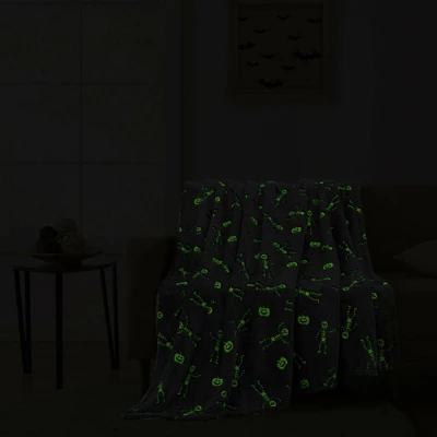 Kate Aurora Halloween Spooky Glow In The Dark Dancing Skeletons Soft & Plush Oversized Throw Blanket - Gray 2 Kate Aurora Halloween Spooky Glow In The Dark Dancing Skeletons Soft & Plush Oversized Throw Blanket - Gray - Image 2